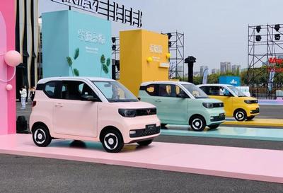 纯电续航200公里门槛确立，新能源汽车购置税新政促产业升级